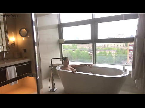 ❤️ Valtava babe runkkaa intohimoisesti pilluaan kylpyhuoneessa ️❌ Seksivideo at fi.sexogolic-info.ru ❌❤