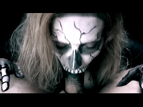 ❤️ Demonityttö imi munaa mustalla suullaan ja nielaisi spermaa. ️❌ Seksivideo at fi.sexogolic-info.ru ❌❤